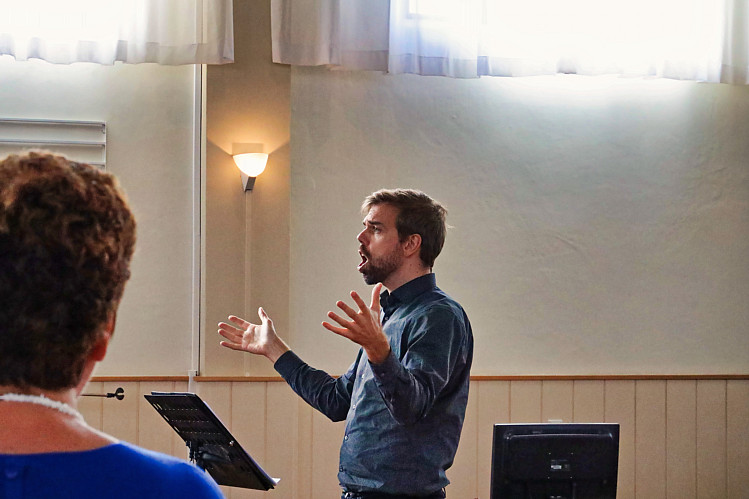 27 okt 2018 - Groot mannenkoor Midden Holland en gemengd koor Encore in de Geref.Kerk_24